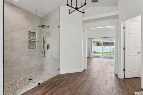 House in Orlando, Florida 3 bedrooms, 199.83 sq.m. № 2330157 - photo 16