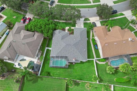 House in Orlando, Florida 3 bedrooms, 199.83 sq.m. № 2330157 - photo 28
