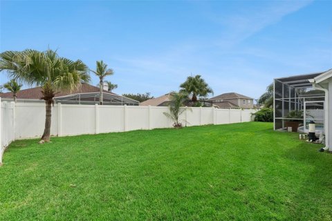 House in Orlando, Florida 3 bedrooms, 199.83 sq.m. № 2330157 - photo 25