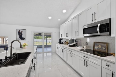 Casa en venta en Spring Hill, Florida, 3 dormitorios, 150.41 m2 № 2156367 - foto 11