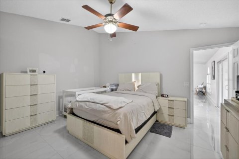 Casa en venta en Spring Hill, Florida, 3 dormitorios, 150.41 m2 № 2156367 - foto 12