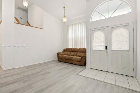 House in Riverview, Florida 4 bedrooms № 2004300 - photo 6