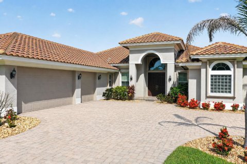 Casa en venta en St. Lucie, Florida, 4 dormitorios, 285.3 m2 № 2188931 - foto 3
