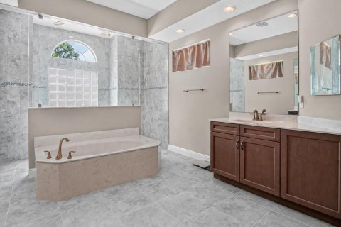 Casa en venta en St. Lucie, Florida, 4 dormitorios, 285.3 m2 № 2188931 - foto 20