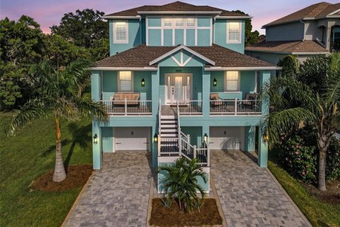 Villa ou maison à vendre à New Port Richey, Floride: 4 chambres, 232.91 m2 № 2425316 - photo 5
