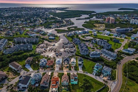 Villa ou maison à vendre à New Port Richey, Floride: 4 chambres, 232.91 m2 № 2425316 - photo 4