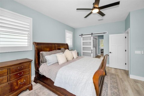 Villa ou maison à vendre à New Port Richey, Floride: 4 chambres, 232.91 m2 № 2425316 - photo 30