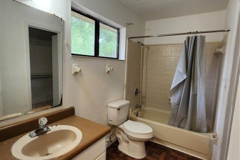 Снять в аренду квартиру в Гейнсвилл, Флорида 1 комната, 97.45м2, № 1817314 - фото 9