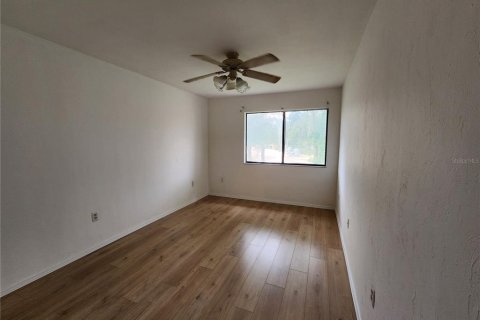 Снять в аренду квартиру в Гейнсвилл, Флорида 1 комната, 97.45м2, № 1817314 - фото 10