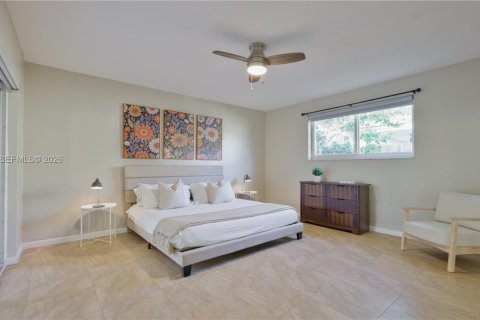 Casa en alquiler en Hollywood, Florida, 3 dormitorios, 166.2 m2 № 2085978 - foto 22