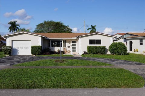 Casa en Hollywood, Florida 3 dormitorios, 166.2 m2 № 2085978