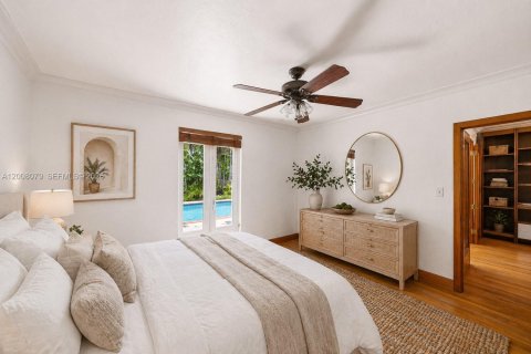 House in Miami Beach, Florida 3 bedrooms, 164.81 sq.m. № 2072663 - photo 6
