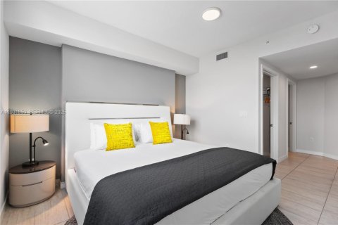 Купить кондоминиум в Майами, Флорида 2 спальни, 97.36м2, № 1990228 - фото 9