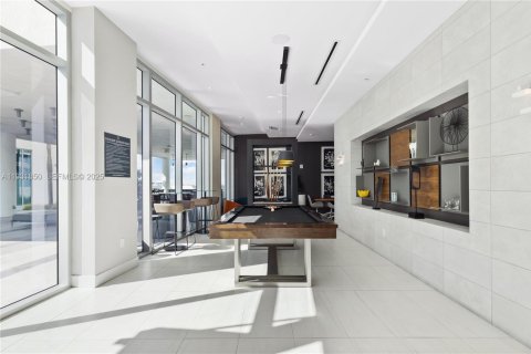 Купить кондоминиум в Майами, Флорида 2 спальни, 97.36м2, № 1990228 - фото 23