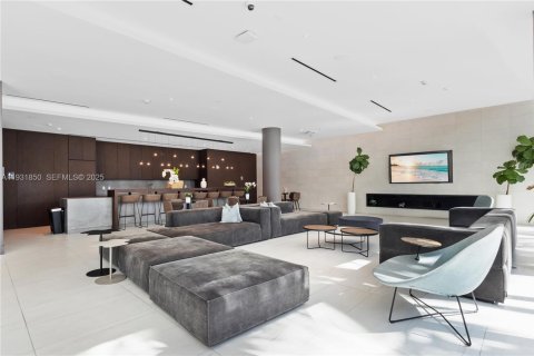 Купить кондоминиум в Майами, Флорида 2 спальни, 97.36м2, № 1990228 - фото 24