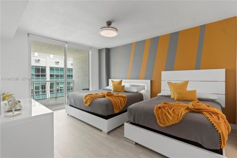 Condominio en venta en Miami, Florida, 1 dormitorio, 76.64 m2 № 2154864 - foto 26