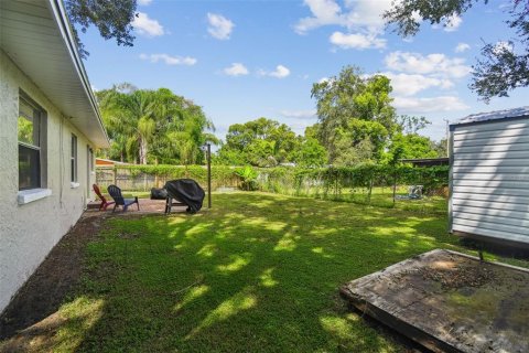 House in Plant City, Florida 3 bedrooms, 84.73 sq.m. № 1919554 - photo 24