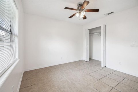 House in Plant City, Florida 3 bedrooms, 84.73 sq.m. № 1919554 - photo 14