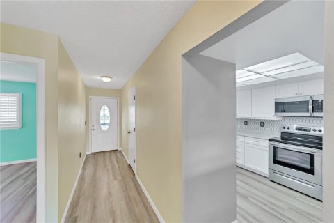 Купить кондоминиум в Эллентон, Флорида 3 комнаты, 128.67м2, № 2208767 - фото 9