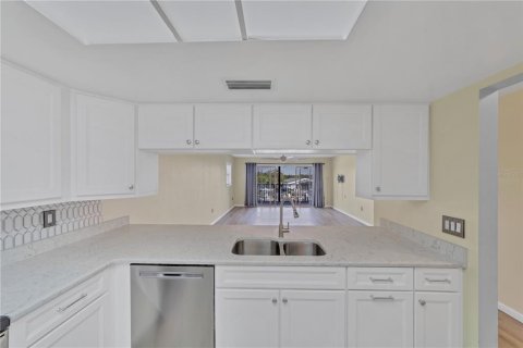 Купить кондоминиум в Эллентон, Флорида 3 комнаты, 128.67м2, № 2208767 - фото 13