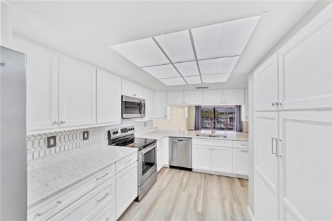 Купить кондоминиум в Эллентон, Флорида 3 комнаты, 128.67м2, № 2208767 - фото 15