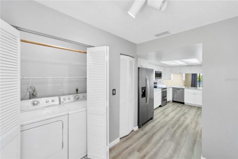 Купить кондоминиум в Эллентон, Флорида 3 комнаты, 128.67м2, № 2208767 - фото 17
