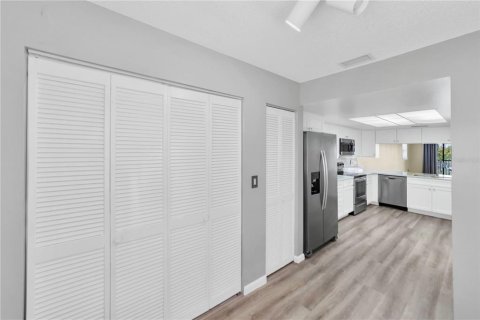 Купить кондоминиум в Эллентон, Флорида 3 комнаты, 128.67м2, № 2208767 - фото 20