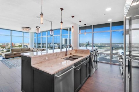Condominio en venta en Tampa, Florida, 2 dormitorios, 148.55 m2 № 2296744 - foto 8