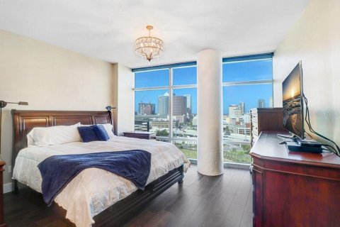 Condominio en venta en Tampa, Florida, 2 dormitorios, 148.55 m2 № 2296744 - foto 12
