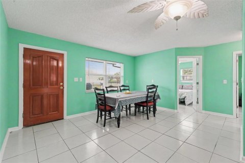 Villa ou maison à vendre à Hernando Beach, Floride: 2 chambres, 95.41 m2 № 2266809 - photo 6