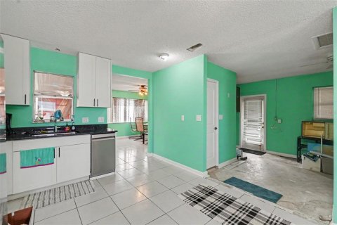 Villa ou maison à vendre à Hernando Beach, Floride: 2 chambres, 95.41 m2 № 2266809 - photo 16