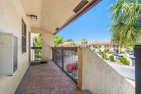 Condominio en venta en Coconut Creek, Florida, 2 dormitorios, 77.11 m2 № 1792487 - foto 20