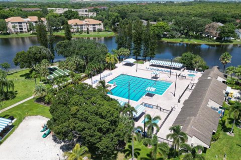 Condominio en venta en Coconut Creek, Florida, 2 dormitorios, 77.11 m2 № 1792487 - foto 27