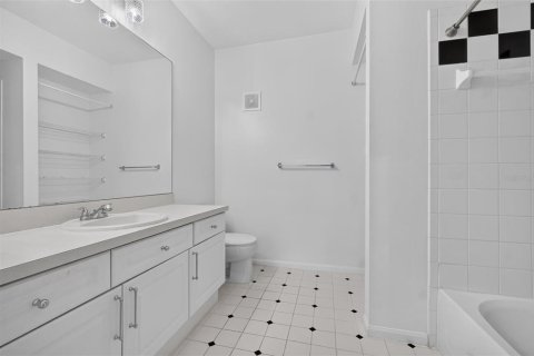 Copropriété à vendre à Celebration, Floride: 3 chambres, 137.12 m2 № 2415547 - photo 20