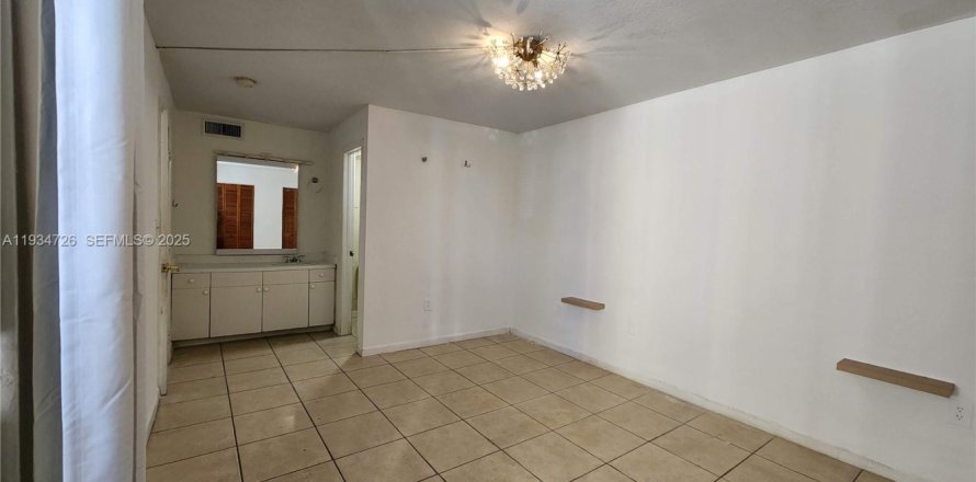 Apartamento en Miami, Florida 2 dormitorios, 74.32 m2 № 1992925