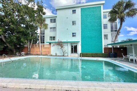 Condo in Clearwater, Florida, 1 bedroom № 2166010 - photo 29