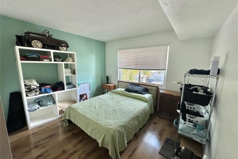 Condo in Clearwater, Florida, 1 bedroom № 2166010 - photo 6