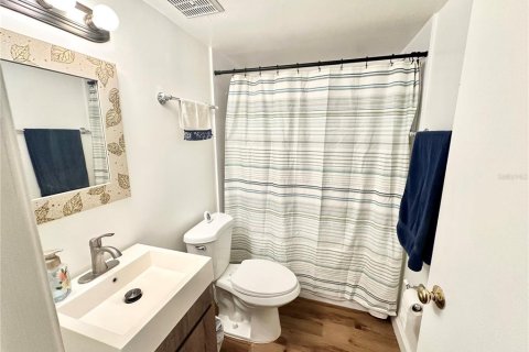 Condo in Clearwater, Florida, 1 bedroom № 2166010 - photo 10