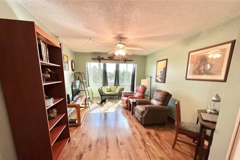Condo in Clearwater, Florida, 1 bedroom № 2166010 - photo 18