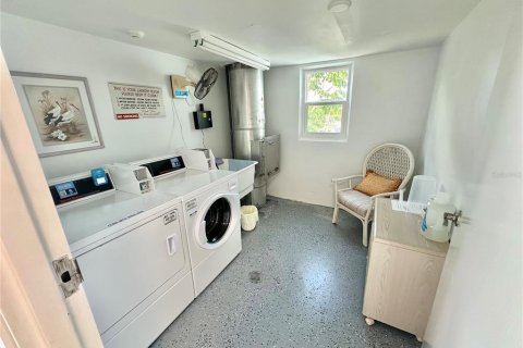 Condo in Clearwater, Florida, 1 bedroom № 2166010 - photo 23