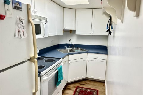 Condo in Clearwater, Florida, 1 bedroom № 2166010 - photo 8
