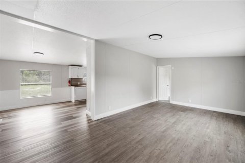 Apartment in Polk City, Florida 4 bedrooms, 124.86 sq.m. № 2379701 - photo 7