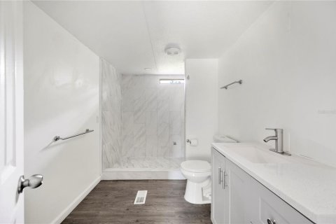 Apartment in Polk City, Florida 4 bedrooms, 124.86 sq.m. № 2379701 - photo 25