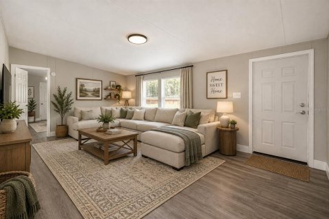 Apartment in Polk City, Florida 4 bedrooms, 124.86 sq.m. № 2379701 - photo 4
