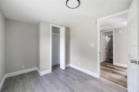 Apartment in Polk City, Florida 4 bedrooms, 124.86 sq.m. № 2379701 - photo 18