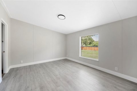 Apartment in Polk City, Florida 4 bedrooms, 124.86 sq.m. № 2379701 - photo 13