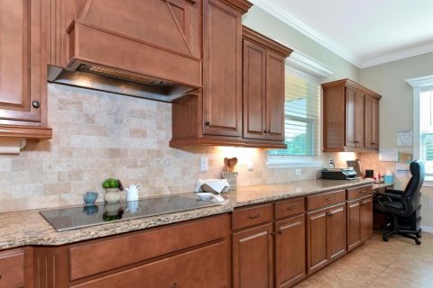 House in Sarasota, Florida 5 bedrooms, 410.63 sq.m. № 1813549 - photo 22