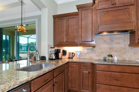 House in Sarasota, Florida 5 bedrooms, 410.63 sq.m. № 1813549 - photo 21