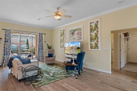 House in Spring Hill, Florida 4 bedrooms, 214.23 sq.m. № 1676988 - photo 8