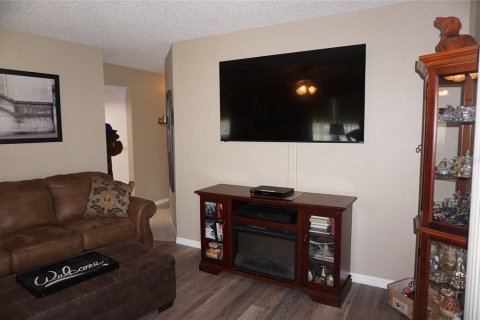House in Ocala, Florida 2 bedrooms, 93.65 sq.m. № 1846540 - photo 9